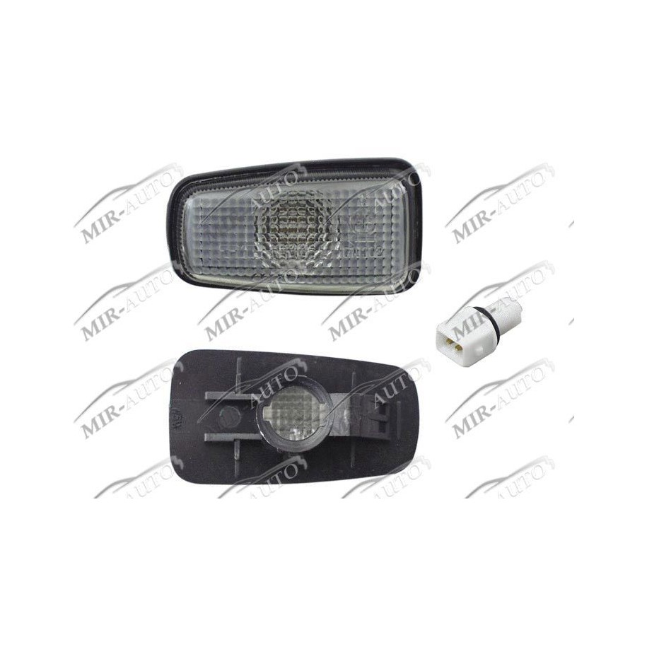 Указатель поворота боковой