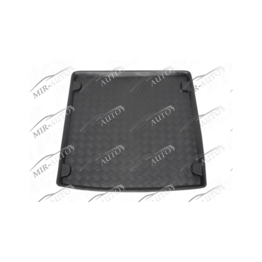 Вкладыш багажника