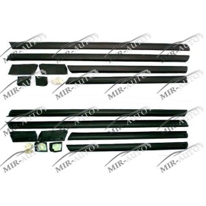 The lower door moldings set of 4 pieces