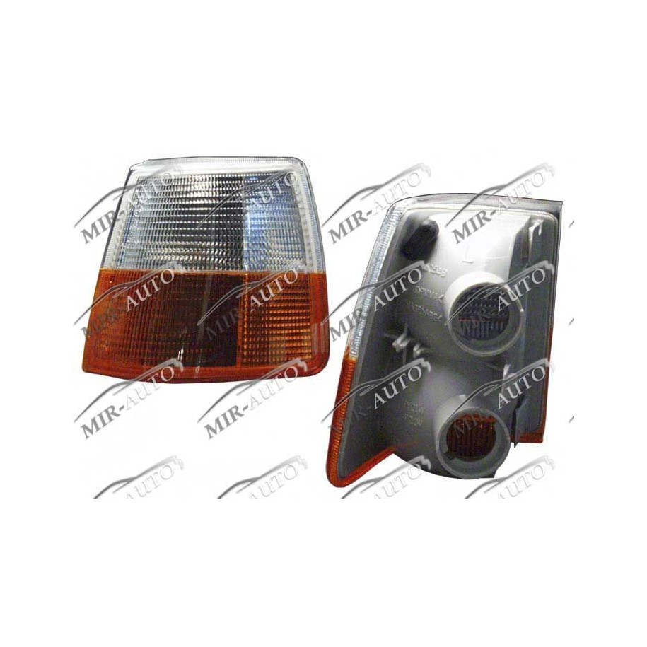 Front indicator with parking lamp