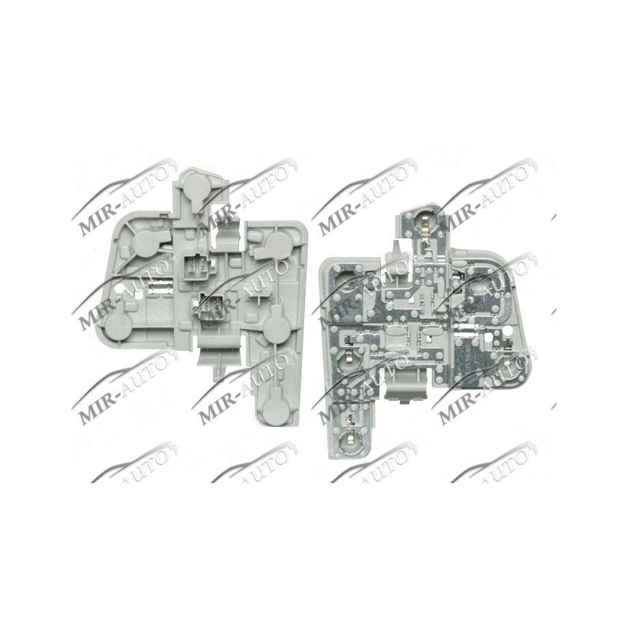 Tail light bulb holder