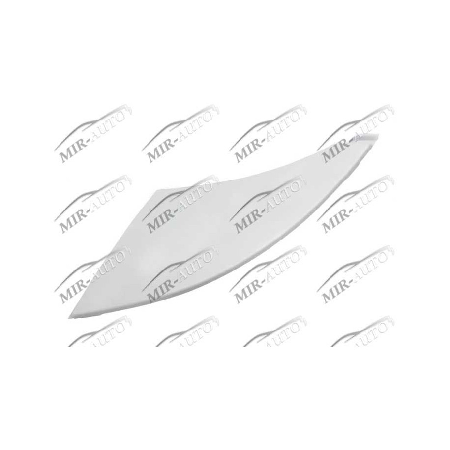 Upper headlamp moulding