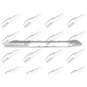 Bumper grill moulding