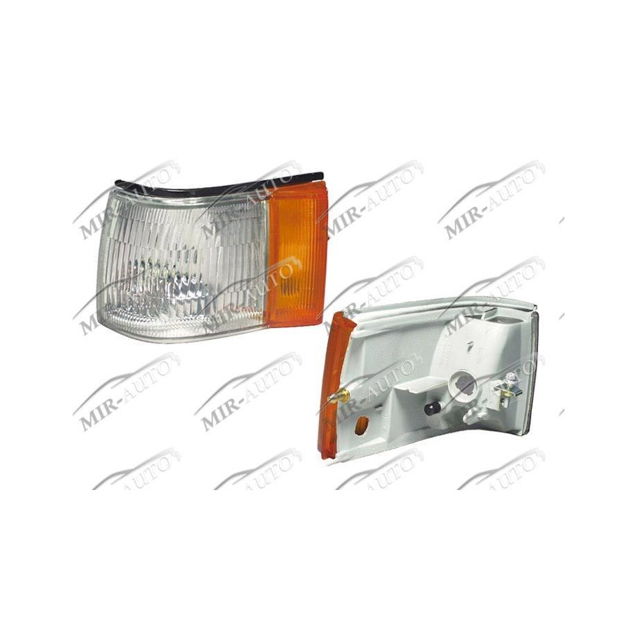 Front indicator with parking lamp