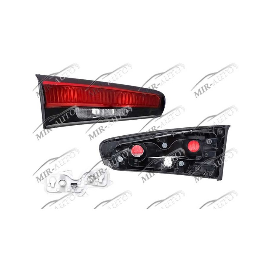 Tail light