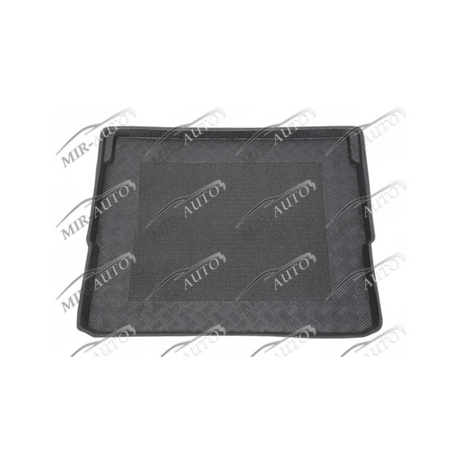 Вкладыш багажника