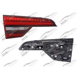 Tail light
