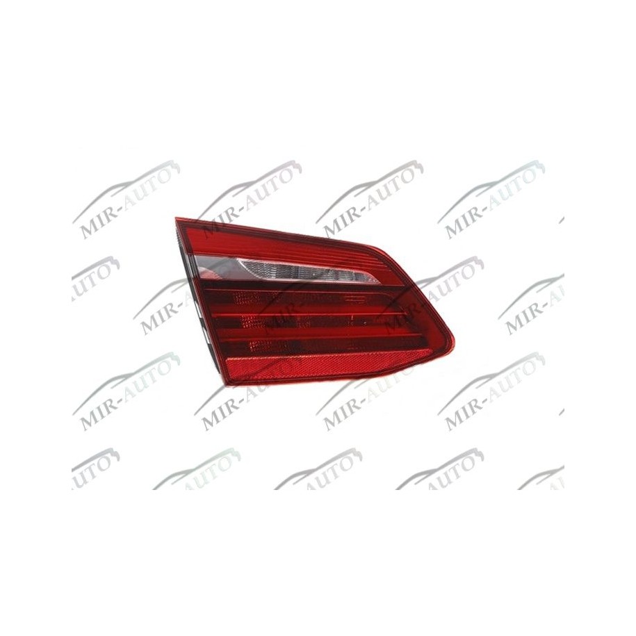 Tail light