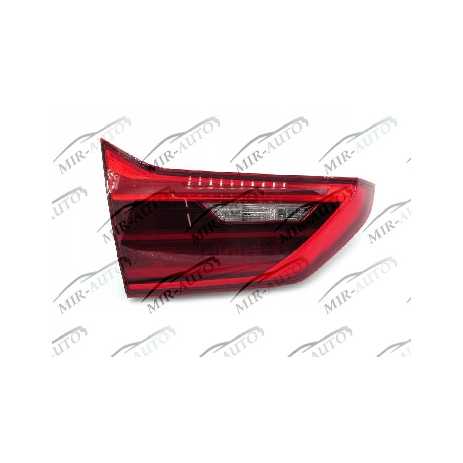 Tail light