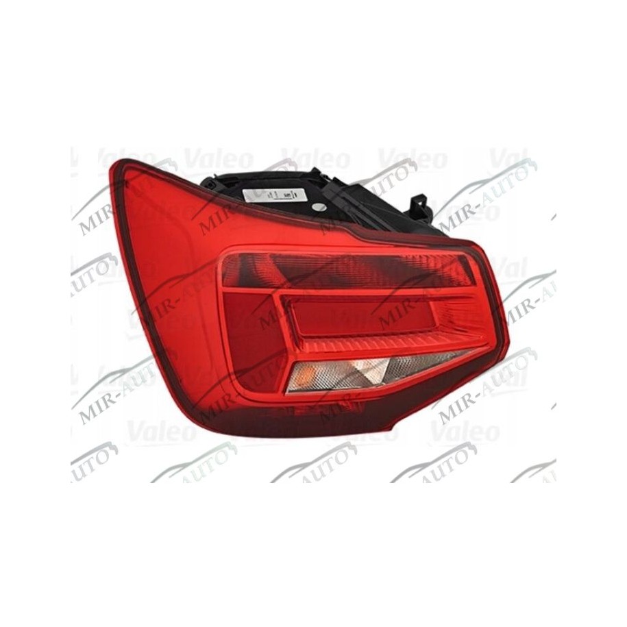 Tail light