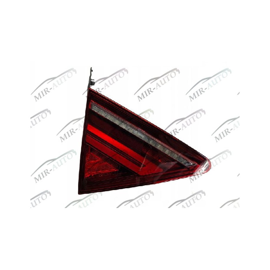 Tail light