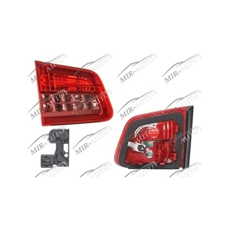 Tail light