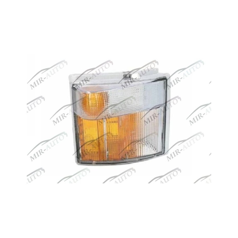 Front indicator with parking lamp