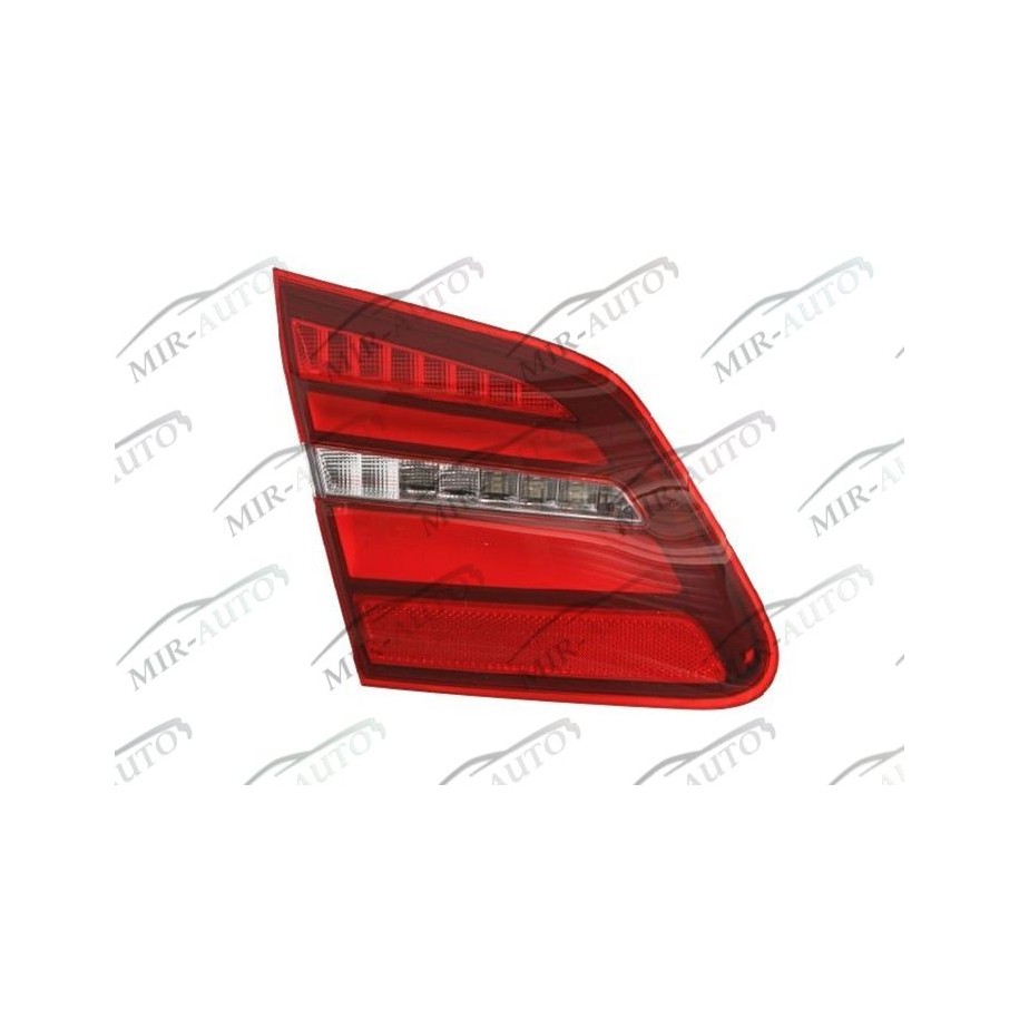 Tail light