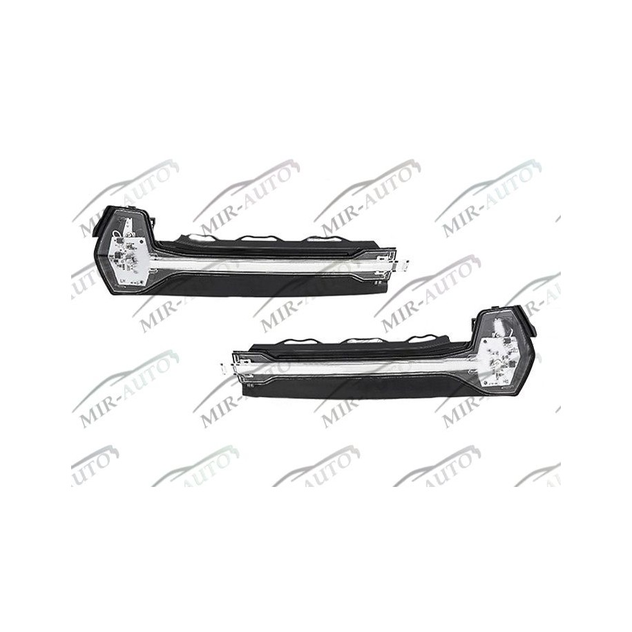 Боковой указатель поворота в зеркале