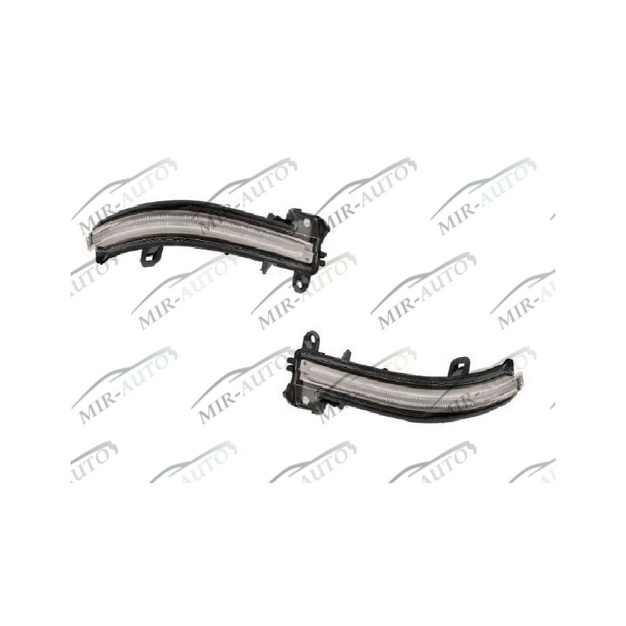 Боковой указатель поворота в зеркале