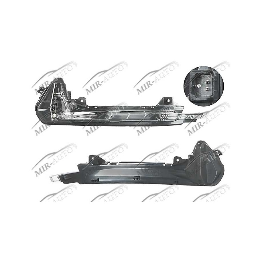 Side indicator in mirror