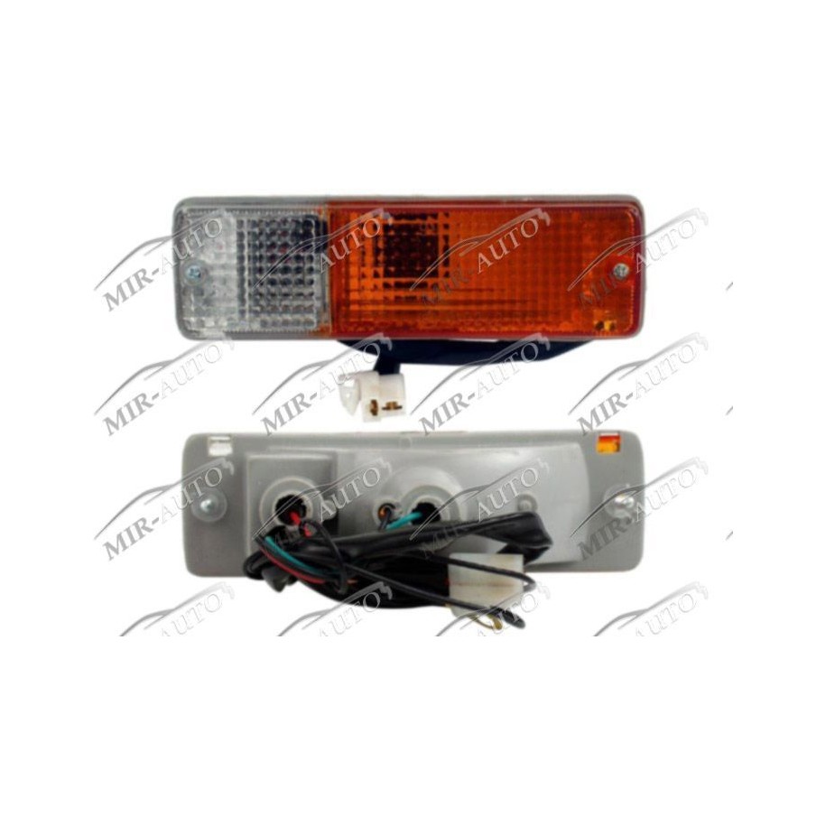 Front indicator with parking lamp