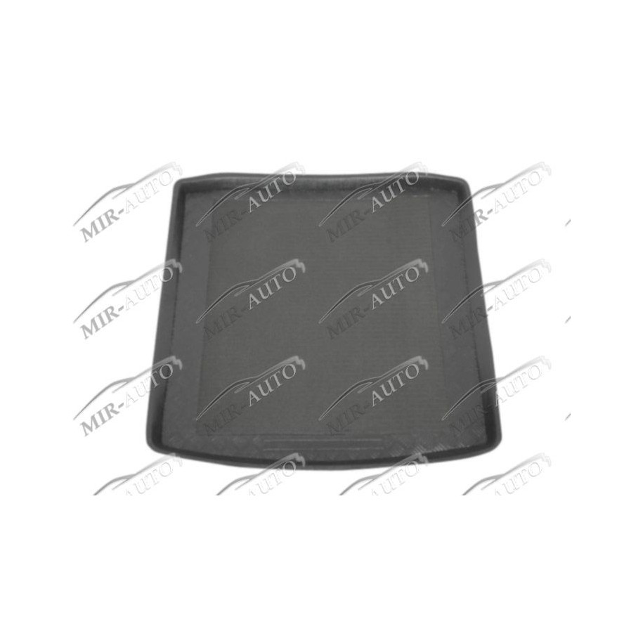 Вкладыш багажника