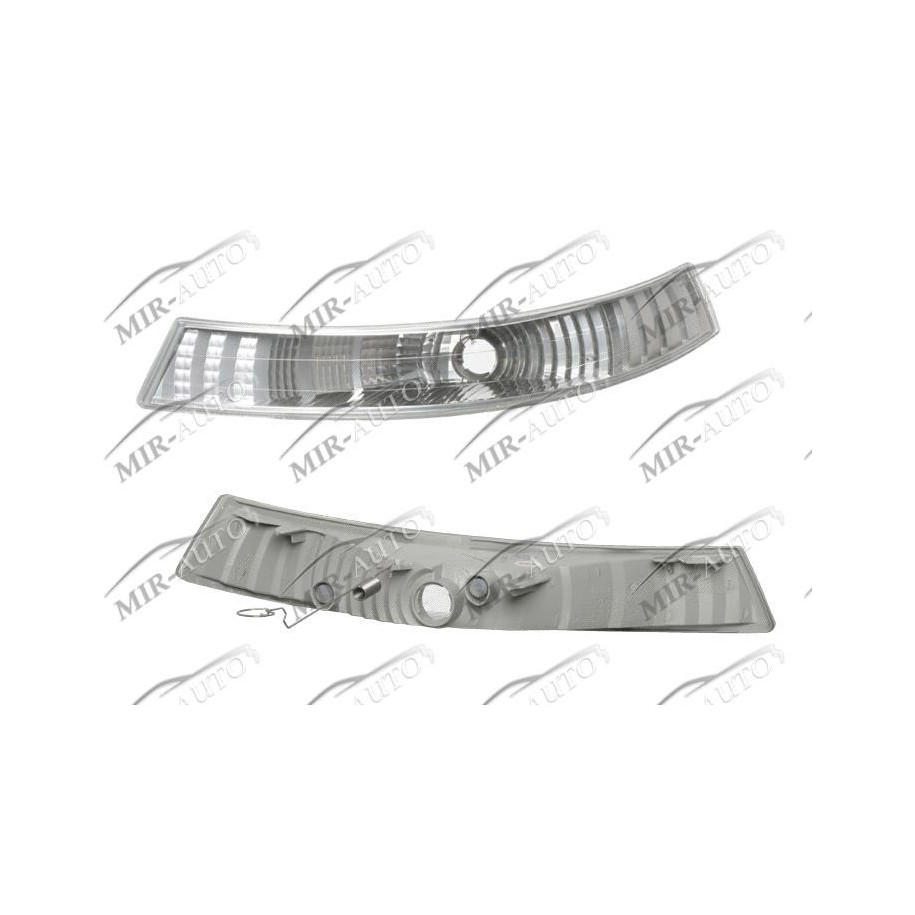 Указатель поворота передний