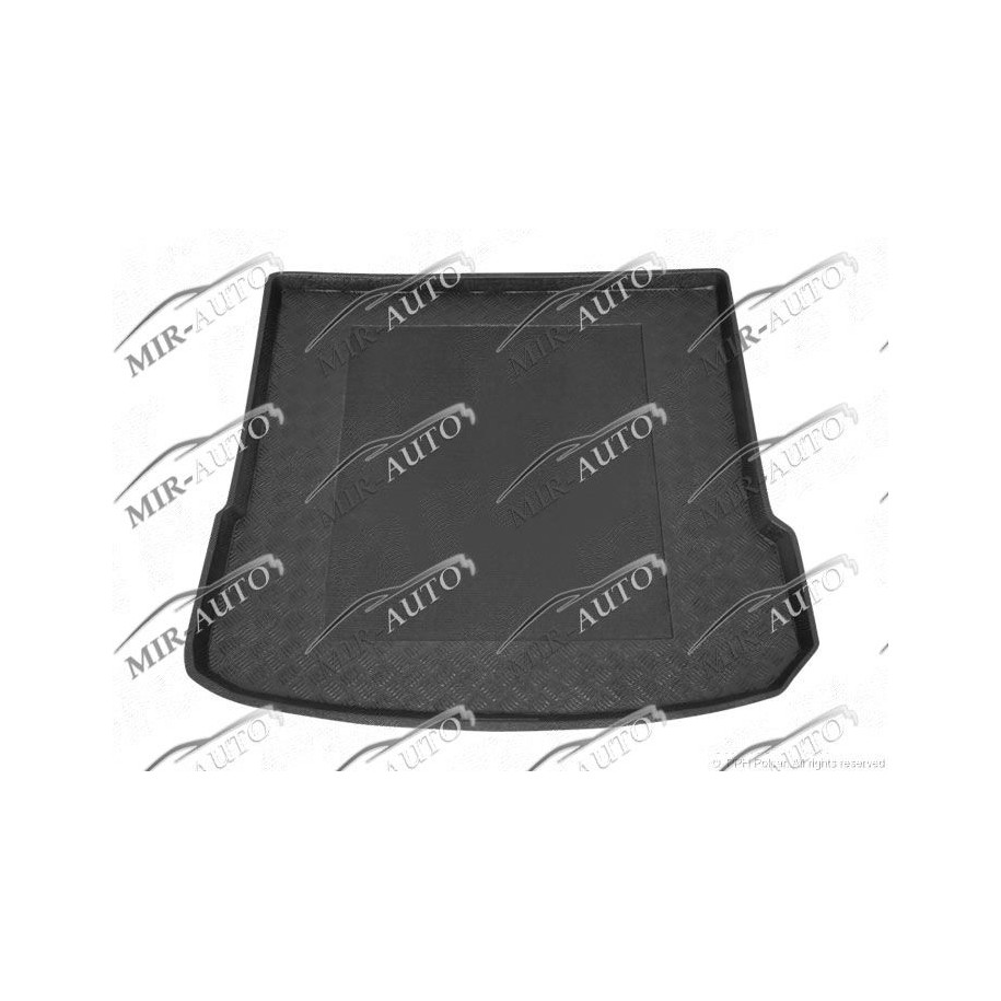 Вкладыш багажника