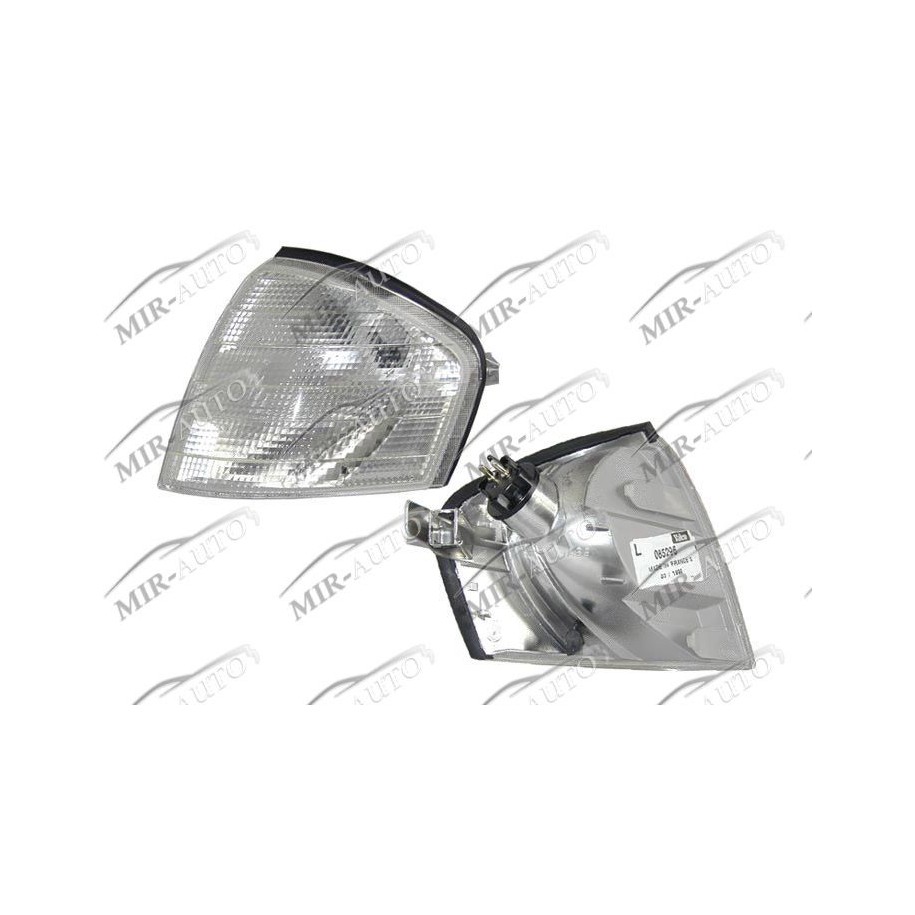 Указатель поворота передний