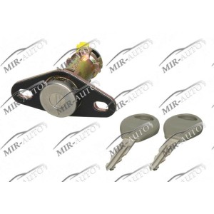 Вкладыш замка багажника